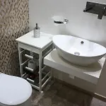 Lilla Bed & Breakfast 4*